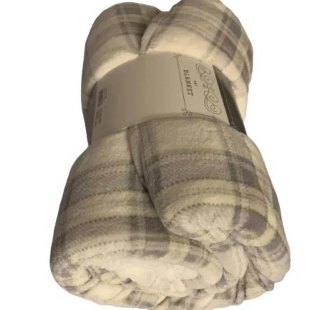 Dogs/Cats Blanket Soft &Comfortable White/Gray Plaid Sz40X50/ WONDERSHOP